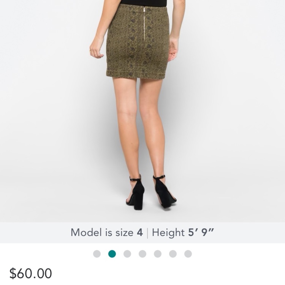 Free People EUC Mini Skirt Size 6 - Picture 7 of 16